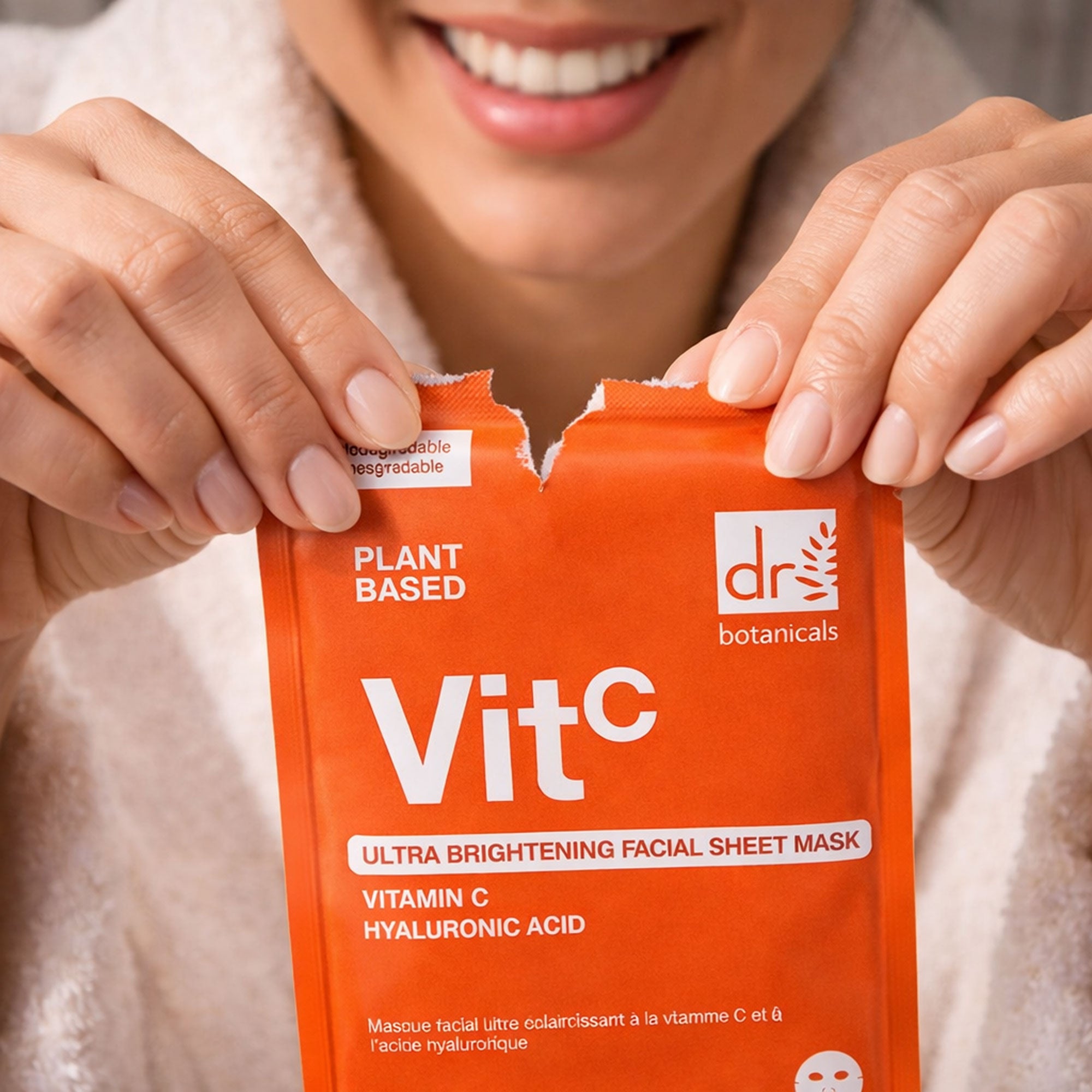 Dr Botanicals Ultra Brightening Facial Mask with Vitamin C and Hyaluronic Acid