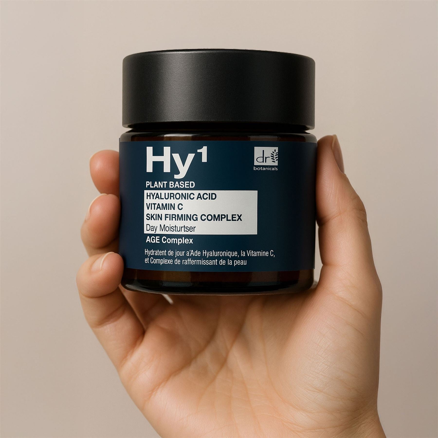 Tagescreme mit 1 % Hyaluronsäure, 1 % Vitamin C und 1 % Hautstraffender Komplex, 60 ml